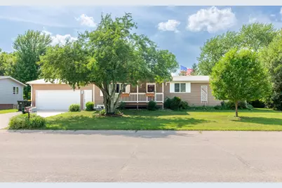 196 Hillcrest Avenue, Spicer, MN 56288 - Photo 1