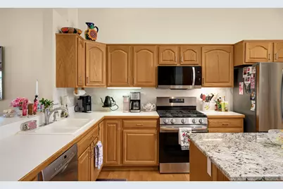 1104 Trenton Circle N, Plymouth, MN 55441 - Photo 6
