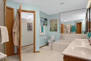 1104 Trenton Cir N, Plymouth, MN 55441 - Photo 20