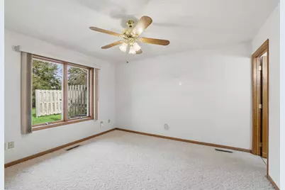 213 Foxborough Lane, Le Sueur, MN 56058 - Photo 24