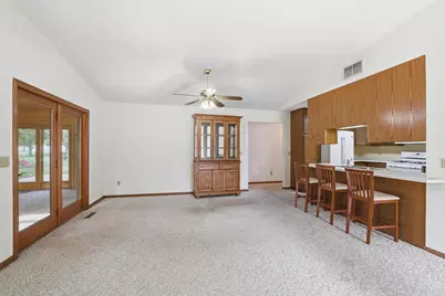 213 Foxborough Lane, Le Sueur, MN 56058 - Photo 10