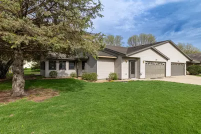 213 Foxborough Lane, Le Sueur, MN 56058 - Photo 2
