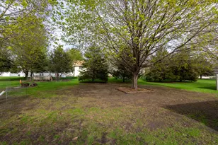 213 Foxborough Ln, Le Sueur, MN 56058 - Photo 6