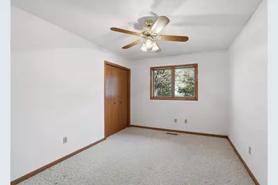 213 Foxborough Lane, Le Sueur, MN 56058 - Photo 22
