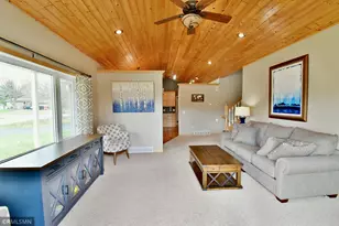 713 Thomas Dr NE, Alexandria, MN 56308 - Photo 12