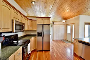 713 Thomas Dr NE, Alexandria, MN 56308 - Photo 6