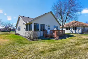 1288 Westbrook Cir, Alexandria, MN 56308 - Photo 2