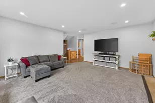 3335 Ten Oaks St S, Cambridge, MN 55008 - Photo 16