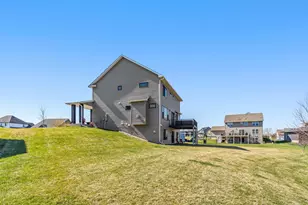 4730 Maas Ct, Minnetrista, MN 55375 - Photo 8