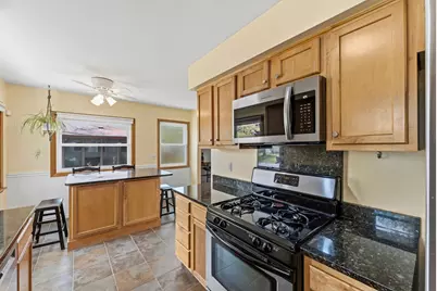 2905 Townview Avenue NE, Saint Anthony, MN 55418 - Photo 6