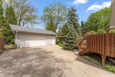 2905 Townview Avenue NE, Saint Anthony, MN 55418 - Photo 22