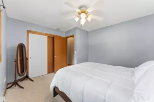 2905 Townview Ave NE, Saint Anthony, MN 55418 - Photo 16