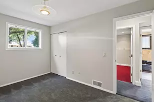 13213 Ferris Ave, Apple Valley, MN 55124 - Photo 34