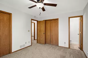 2916 Frank St, Maplewood, MN 55109 - Photo 10