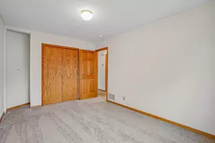 7877 18th St N, Oakdale, MN 55128 - Photo 22
