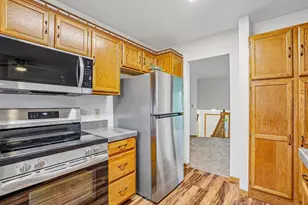 7877 18th St N, Oakdale, MN 55128 - Photo 20