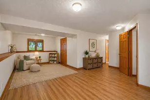 7877 18th St N, Oakdale, MN 55128 - Photo 32