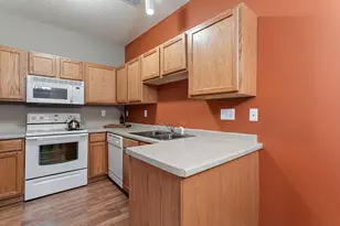 1520 Praha St SE, New Prague, MN 56071 - Photo 6