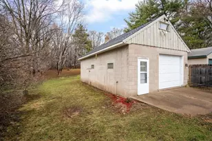 1255 County Rd C E, Maplewood, MN 55109 - Photo 16