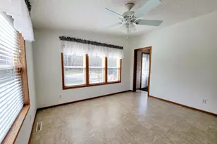 43295 Round Lake Dr, Ottertail, MN 56571 - Photo 8