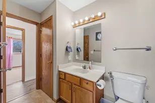 496 Braeburn Dr, Shakopee, MN 55379 - Photo 18