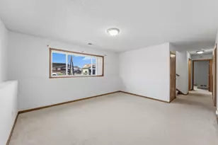 496 Braeburn Dr, Shakopee, MN 55379 - Photo 22