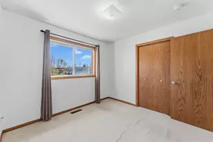 496 Braeburn Dr, Shakopee, MN 55379 - Photo 12