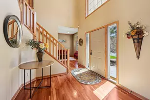 3489 Wolfberry Ct, Eagan, MN 55123 - Photo 4