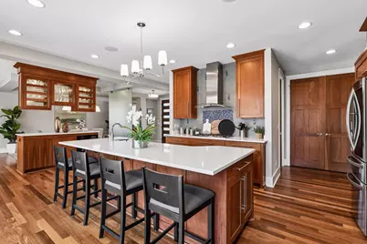 154 Babcock Lane, Wayzata, MN 55391 - Photo 6
