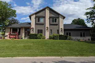 1244 Granada Cir N, Oakdale, MN 55128 - Photo 1