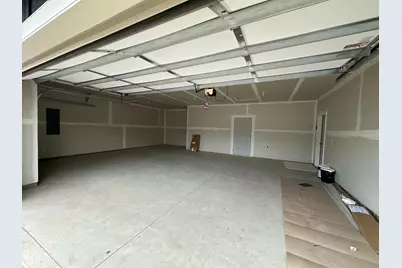 17714 Everest Avenue, Lakeville, MN 55044 - Photo 2