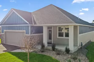 17763 Ellsworth Dr, Lakeville, MN 55044 - Photo 2
