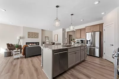 17718 Everest Avenue, Lakeville, MN 55044 - Photo 4