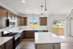 5956 Upper 179th St W, Lakeville, MN 55044 - Photo 6