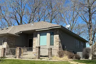 17703 Landmark Ct, Lakeville, MN 55044 - Photo 2