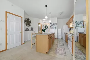 1776 Maryland Ave E, Saint Paul, MN 55106 - Photo 6