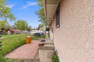 1246 Hewitt Ave, Saint Paul, MN 55104 - Photo 32