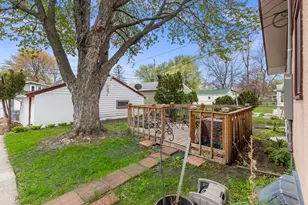1246 Hewitt Ave, Saint Paul, MN 55104 - Photo 34