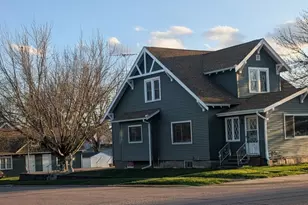 301 W 4th St, Winthrop, MN 55396 - Photo 1