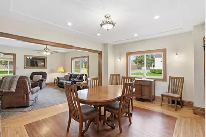 301 W 4th Street, Winthrop, MN 55396 - Photo 6