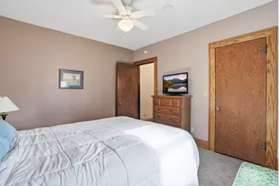 301 W 4th Street, Winthrop, MN 55396 - Photo 14