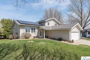 6 Learig Ln, Saint James, MN 56081 - Photo 2