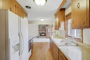 5900 Halifax Pl, Brooklyn Center, MN 55429 - Photo 14