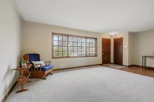 5900 Halifax Pl, Brooklyn Center, MN 55429 - Photo 4