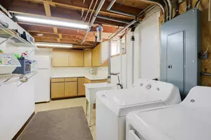 5900 Halifax Pl, Brooklyn Center, MN 55429 - Photo 40