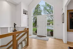 6954 Kenmare Dr, Bloomington, MN 55438 - Photo 4