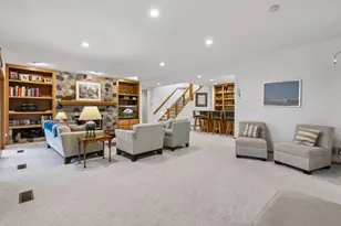 6954 Kenmare Dr, Bloomington, MN 55438 - Photo 30