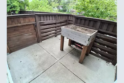 2327 Laurel Avenue W, Minneapolis, MN 55405 - Photo 26