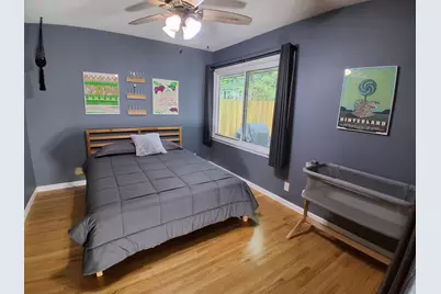 2327 Laurel Avenue W, Minneapolis, MN 55405 - Photo 14