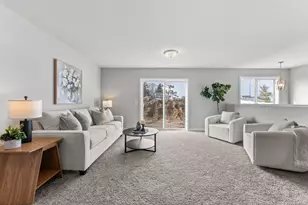 316 Distel Dr, Le Sueur, MN 56058 - Photo 4